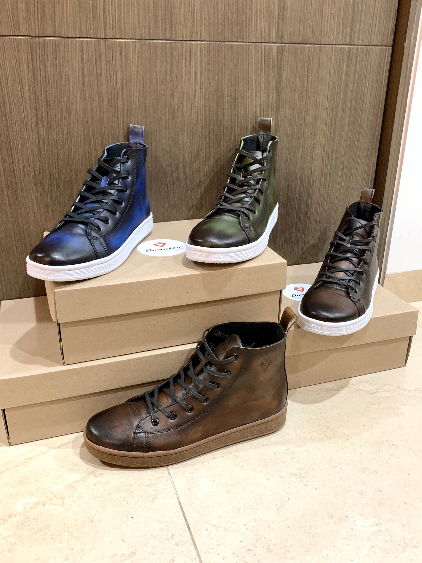 HIGH TOP SMOKE brown sneaker